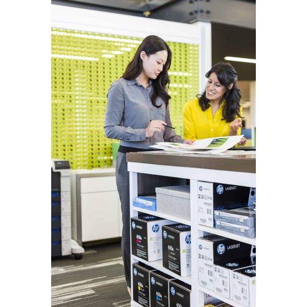 HP Color LaserJet Professional LaserJet Pro CP5225n Kleur Printer, Alleen Ethernet (CE711A)