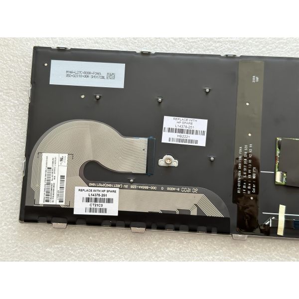 HP Topcover met Keyboard - Russisch - Privacy (L14378-251)