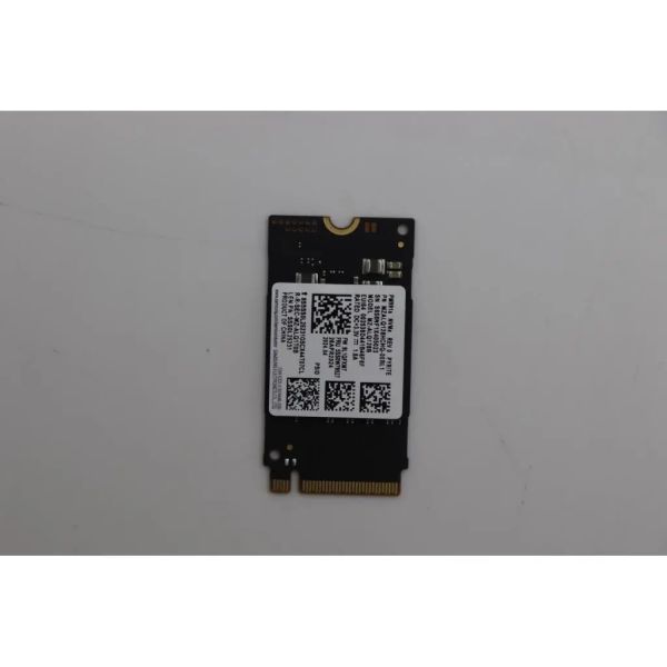 Lenovo M.2 2242 NVMe SSD, 128 GB capacity, PCIe 3x4 interface, designed for high-speed data storage in comp (5SS0W79527)