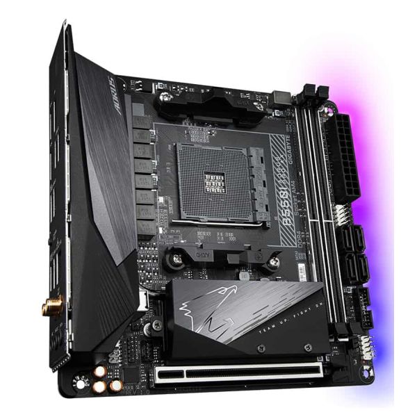 GIGABYTE B550I AORUS PRO AX moederbord AMD B550 Socket AM4 mini ITX (B550 I AORUS PRO AX)