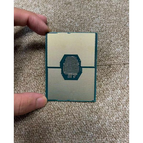 Intel S3647 XEON SILVER 4214R TRAY 12x2,4 100W (CD8069504343701)