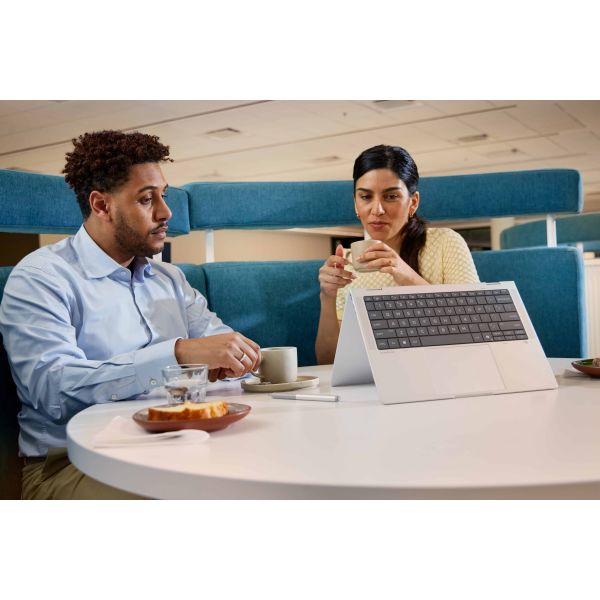 HP EliteBook X Flip G1i Copilot+ PC Intel Core Ultra 7 258V Hybride (2-in-1) 35,6 cm (14") Touchscreen WUXGA 32 GB LPDDR5x-SDRAM 512 GB SSD Wi-Fi 7 (802.11be) Windows 11 Pro Zilver (B69E6ET#ABH)
