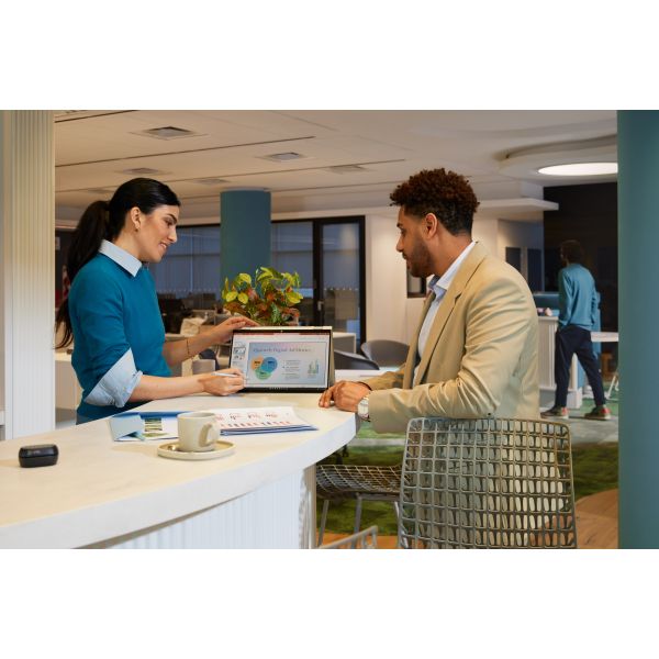HP EliteBook X Flip G1i Copilot+ PC Intel Core Ultra 7 258V Hybride (2-in-1) 35,6 cm (14") Touchscreen WUXGA 32 GB LPDDR5x-SDRAM 512 GB SSD Wi-Fi 7 (802.11be) Windows 11 Pro Zilver (B69E6ET#ABH) HP EliteBook X Flip G1i Copilot+ PC Intel Core Ultra 7 258V Hybride (2-in-1) 35,6 cm (14") Touchscreen WUXGA 32 GB LPDDR5x-SDRAM 512 GB SSD Wi-Fi 7 (802.11be) Windows 11 Pro Zilver (B69E6ET#ABH)