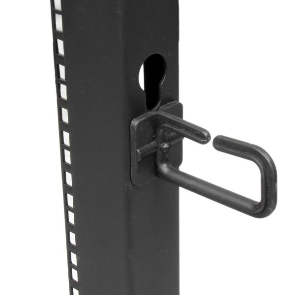StarTech.com 4-Post 8U Mobiel Open Frame Server Rack, 19" Patchkast met Wielen en 4 Stijlen, Kleine Serverkast met Verstelbare Diepte voor Computer / AV / Netwerk Apparatuur - Wielen, Stelvoeten of Vloermontage (4POSTRACK8U)