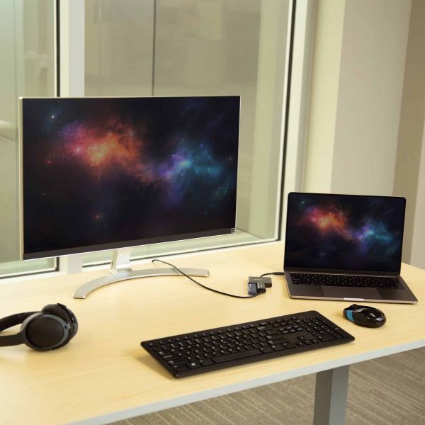 StarTech.com USB-C multiport adapter met HDMI USB 3.0 poort 60W PD zwart (CDP2HDUACP)
