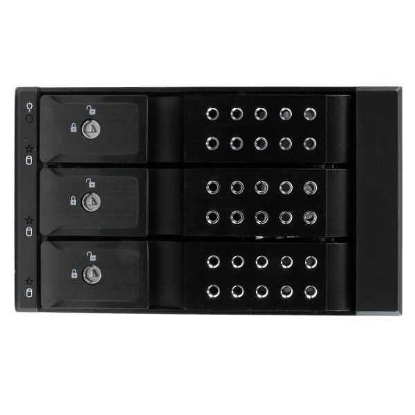 StarTech.com 3-bay Aluminium Trayless Hot Swap Mobile Rack Backplane voor 3,5 inch SAS II/SATA III - 6 Gbps HDD (HSB3SATSASBA)  StarTech.com 3-bay Aluminium Trayless Hot Swap Mobile Rack Backplane voor 3,5 inch SAS II/SATA III - 6 Gbps HDD (HSB3SATSASBA)