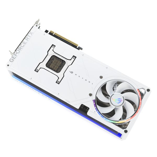 ASUS ROG Astral - -RTX5090-O32G-WHITE NVIDIA GeForce RTX 5090 32 GB GDDR7 (90YV0LWA-M0NA00)