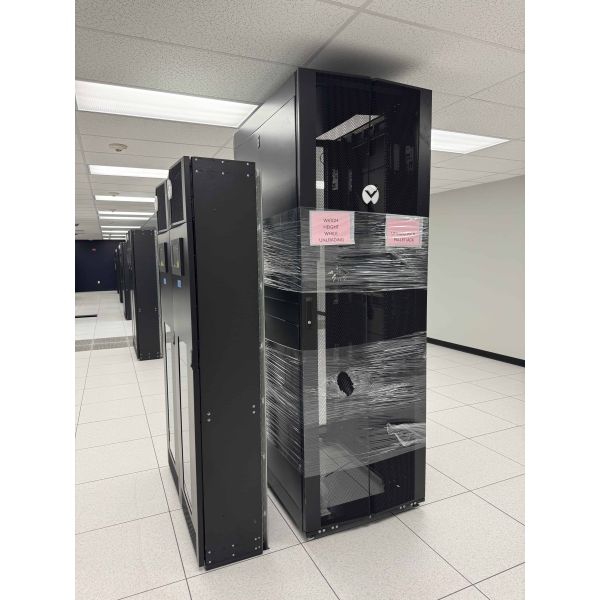 Vertiv RXA 250A 84U Smissline met DPM en (REUAS6HAAA00)