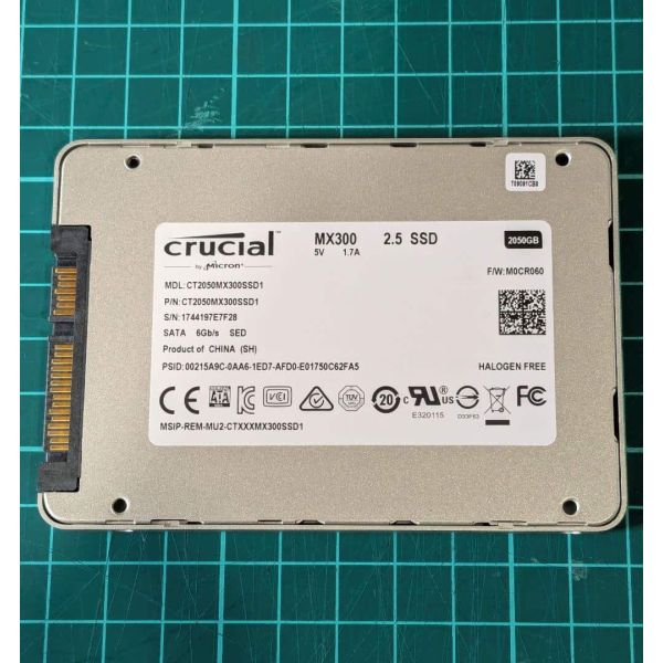 Micron Crucial MX300 CT2050MX300SSD1 2TB SATA 6Gb/s 2.5 Solid State Drive (CT2050MX300SSD1)