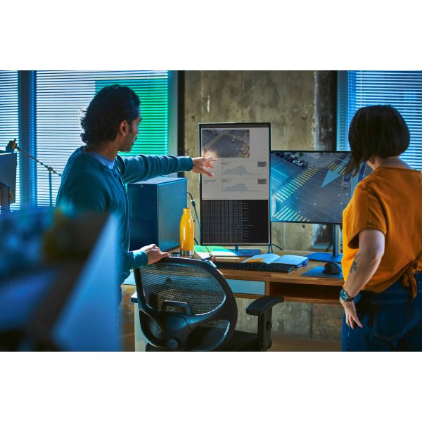 HP Z2 Tower G9 Intel® Core™ i9 i9-14900 32 GB DDR5-SDRAM 1 TB SSD Windows 11 Pro Workstation AI Workstation Zwart