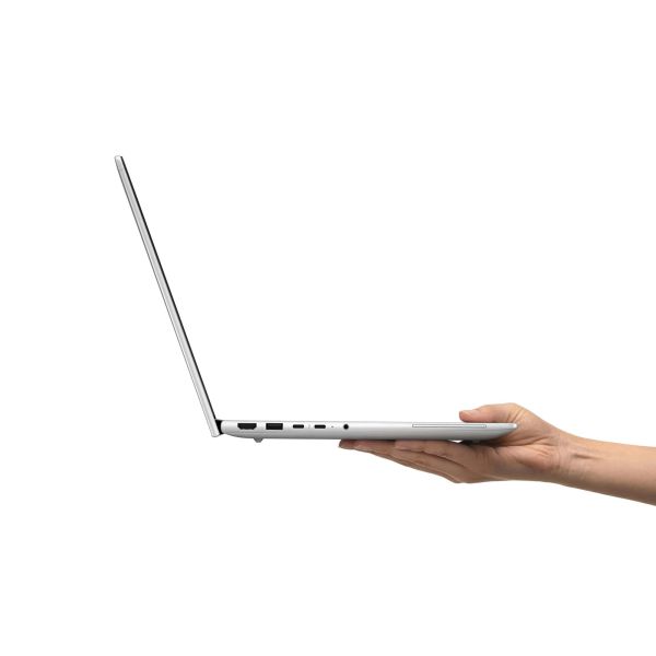 HP EliteBook 6 G2i Next Gen AI Intel Core Ultra 7 355 Laptop 35,6 cm (14") WUXGA 16 GB DDR5-SDRAM 512 GB SSD Wi-Fi 7 (802.11be) Windows 11 Pro Zilver (E04J9ET#ABH) 1/8 HP EliteBook 6 G2i Next Gen AI Intel Core Ultra 7 355 Laptop 35,6 cm (14") WUXGA 16 GB DDR5-SDRAM 512 GB SSD Wi-Fi 7 (802.11be) Windows 11 Pro Zilver (E04J9ET#ABH)