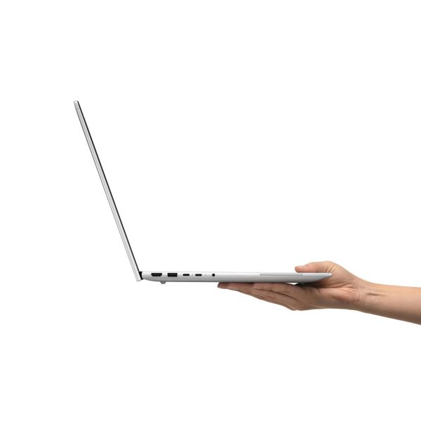 HP EliteBook 6 G2i Next Gen AI Intel Core Ultra 5 325 Laptop 40,6 cm (16") WUXGA 16 GB DDR5-SDRAM 512 GB SSD Wi-Fi 7 (802.11be) Windows 11 Pro Zilver (E04JBET#ABH) HP EliteBook 6 G2i Next Gen AI Intel Core Ultra 5 325 Laptop 40,6 cm (16") WUXGA 16 GB DDR5-SDRAM 512 GB SSD Wi-Fi 7 (802.11be) Windows 11 Pro Zilver (E04JBET#ABH)