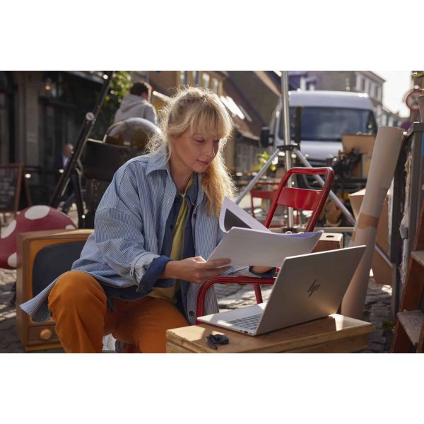 HP Poly BT Headset Voyager 5200 Office 2-way Base USB-C Teams (8H5Q3AA) (8H5Q3AA)