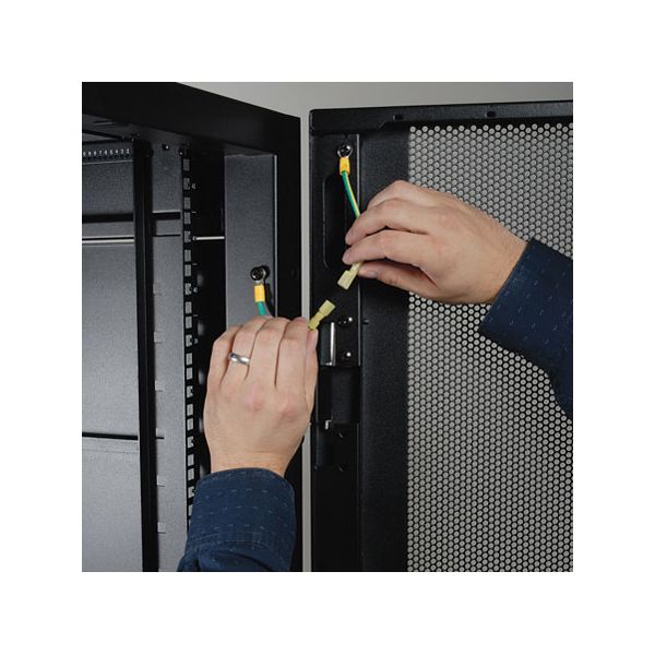 Tripp Lite SR42UBDP rack 42U Vrijstaande rek Zwart (SR42UBDP)