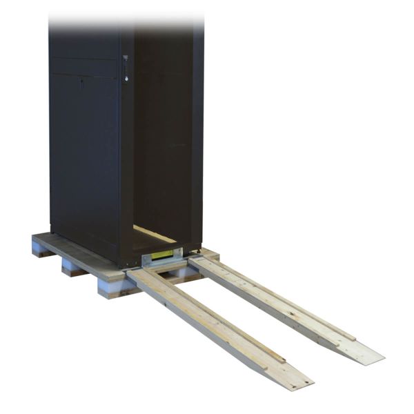 Tripp Lite SR48UBSP1 rack 48U Vrijstaande rek Zwart (SR48UBSP1) Tripp Lite SR48UBSP1 rack 48U Vrijstaande rek Zwart (SR48UBSP1)