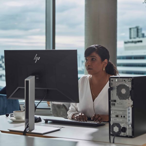 HP Pro 400 G9 i3-12100 Tower Intel® Core™ i3 16 GB DDR4-SDRAM 512 GB SSD Windows 11 Pro PC Zwart (6U493EA#ABH)