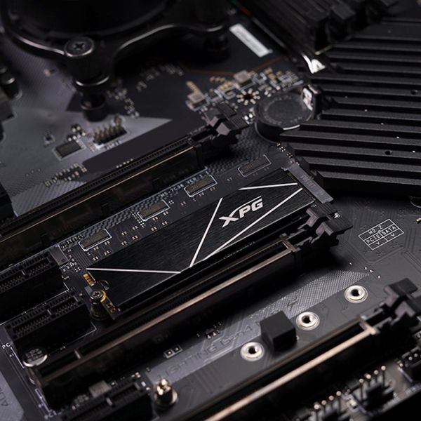 XPG GAMMIX S70 Blade 1 TB M.2 PCI Express 4.0 NVMe 3D NAND (AGAMMIXS70B-1T-CS)