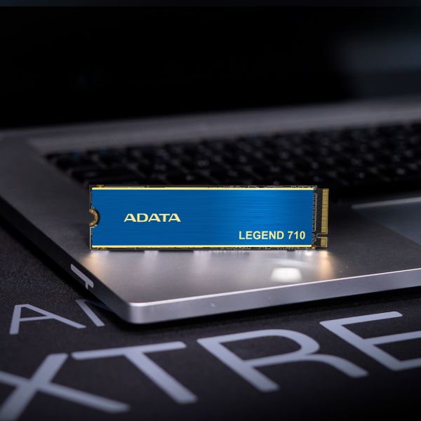 ADATA LEGEND 710 256 GB M.2 PCI Express 3.0 NVMe 3D NAND (ALEG-710-256GCS)