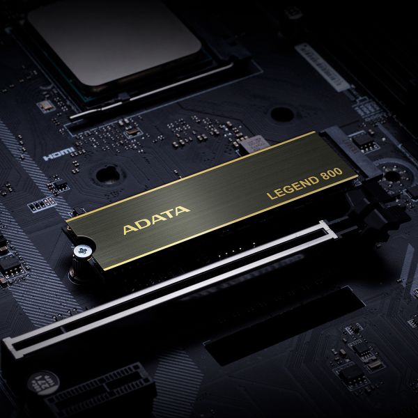 ADATA ALEG-800-2000GCS internal solid state drive 2 TB M.2 PCI Express 4.0 NVMe 3D NAND (ALEG-800-2000GCS)
