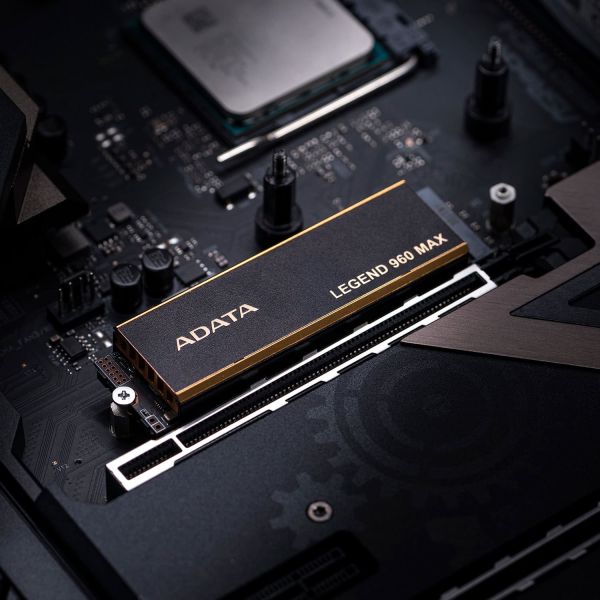 ADATA LEGEND 960 MAX 4 TB M.2 PCI Express 4.0 NVMe 3D NAND (ALEG-960M-4TCS) ADATA LEGEND 960 MAX 4 TB M.2 PCI Express 4.0 NVMe 3D NAND (ALEG-960M-4TCS)