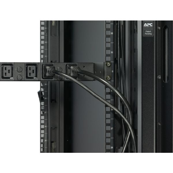 APC Rack PDU, Basic, 1U, 32A, 400V, (6x) C19, IEC 309 32A 3Fase stekker (AP7526) APC Rack PDU, Basic, 1U, 32A, 400V, (6x) C19, IEC 309 32A 3Fase stekker (AP7526)