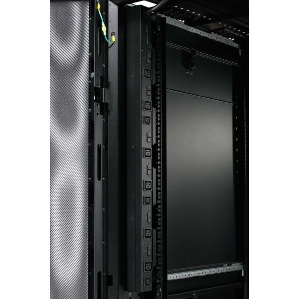 APC Rack PDU, Basic, ZeroU, 32A, 400V, (3x) C13 & (6x) C19, IEC 309 32A 3Fase stekker (AP7555A)