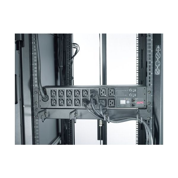 APC Rack PDU, Metered, 0U/2U, 32A, 230V, (12x) C13 & (4x) C19, IEC 309 32A stekker (AP7822B)