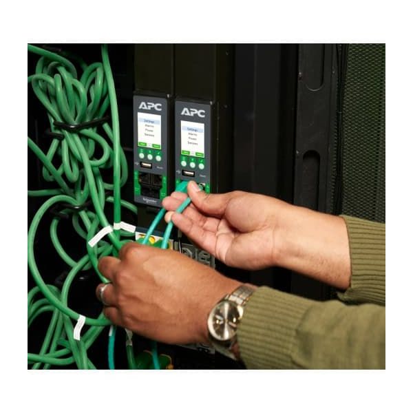APC APDU10350MO - Metered by Outlet, 0U, 32A, 400V, 24x C13/15 + 24x C13/15/19/21, IEC 309 32A 3Fase stekker (APDU10350MO)
