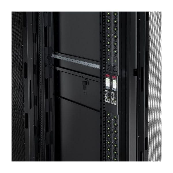 APC Rack PDU APDU9953, Switched, 0U, 32A, 230V, (21x) C13 & (3x) C19, IEC 309 32A stekker (APDU9953)