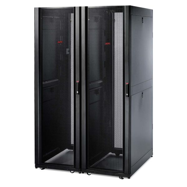 APC AR3100 NetShelter SX 42U 600mm(b) x 1070mm(d) 19" IT rack, behuizing met zijpanelen, zwart (AR3100)