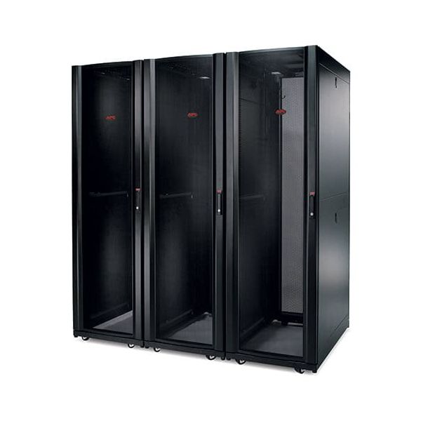 APC NetShelter SX 42U 600mm(b) x 1070mm(d) 19" IT rack, behuizing met zijpanelen, zwart, Shock Packaging (AR3100SP)