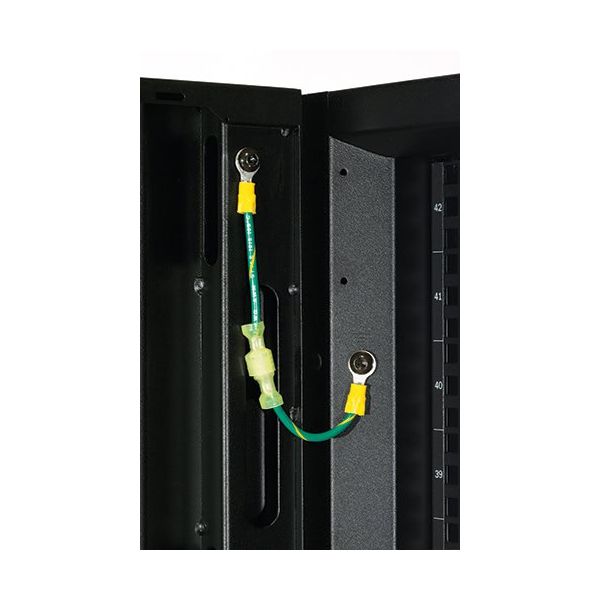 APC NetShelter SX 42U 600mm(b) x 1070mm(d) 19" IT rack, behuizing met zijpanelen, zwart, Shock Packaging (AR3100SP)