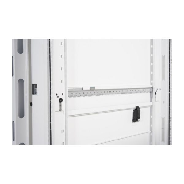 APC NetShelter SX 48U power rack-behuizing Vloer Wit (AR3107WX609)