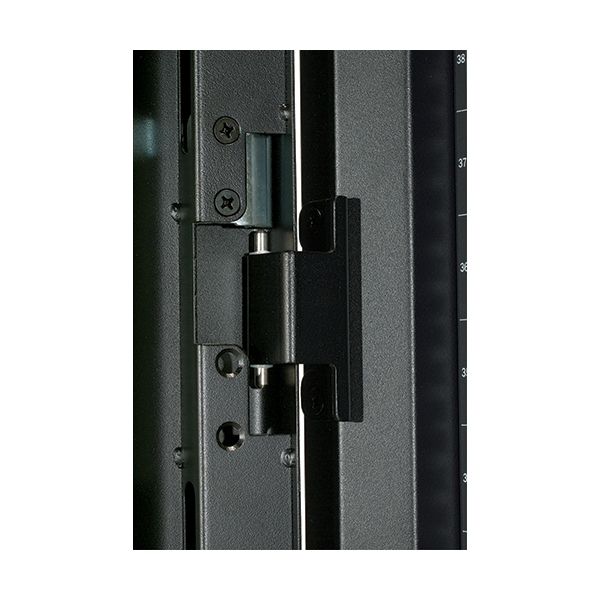 APC NetShelter SX 48U 600mm Wide x 1070mm Deep Enclosure Without Sides Without Doors Black (AR3107X617)