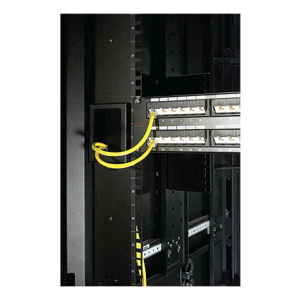 APC Montagerailborstelstrips, NetShelter SX, 750 mm breed (AR3x5x) (AR7706) APC Montagerailborstelstrips, NetShelter SX, 750 mm breed (AR3x5x) (AR7706)
