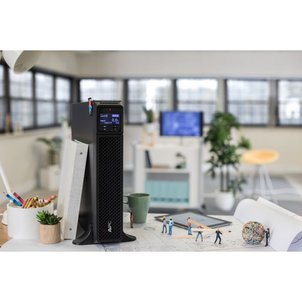 APC Smart-UPS On-Line SRT3000XLW-IEC - 3000VA, 6x C13, 2x C19 uitgang, 208V/230V input (SRT3000XLW-IEC)