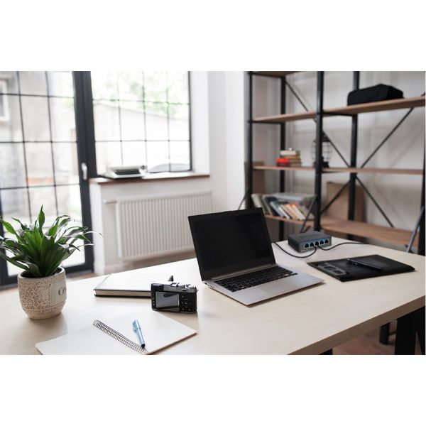 D-Link 5-poorts 2,5G Multi-Gigabit Desktop Switch (DMS-105/E)