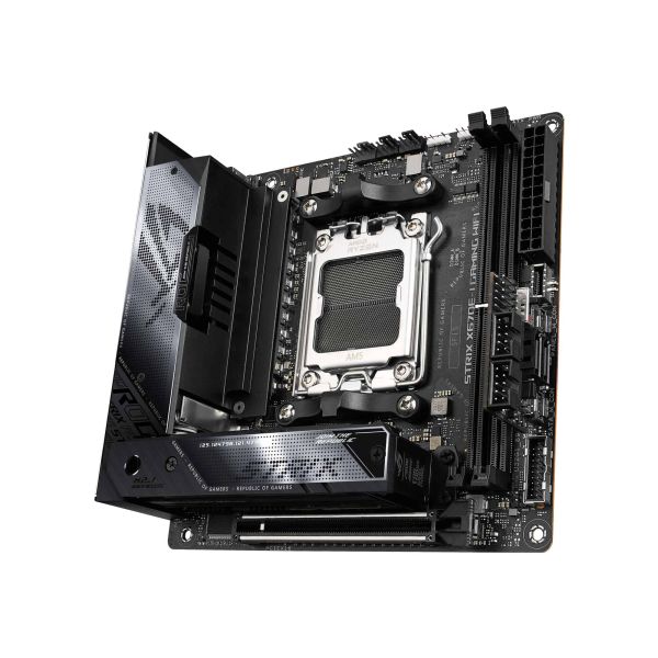 ASUS ROG STRIX X670E-I GAMING WIFI AMD X670 Socket AM5 mini ITX (90MB1B70-M0EAY0)
