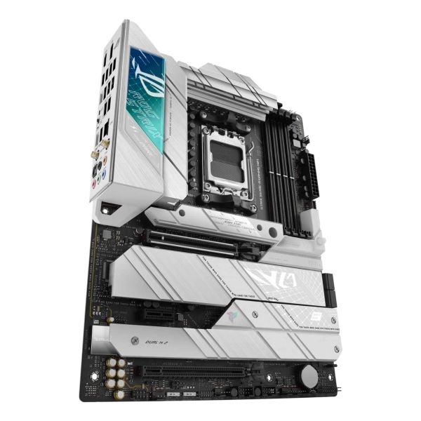 ASUS ROG STRIX X670E-A GAMING WIFI AMD X670 Socket AM5 ATX (90MB1BM0-M0EAY0)