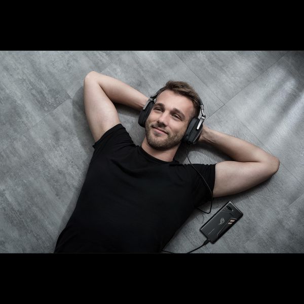 ASUS ROG Delta Headset Bedraad Hoofdband Gamen Zwart (90YH00Z1-B2UA00)