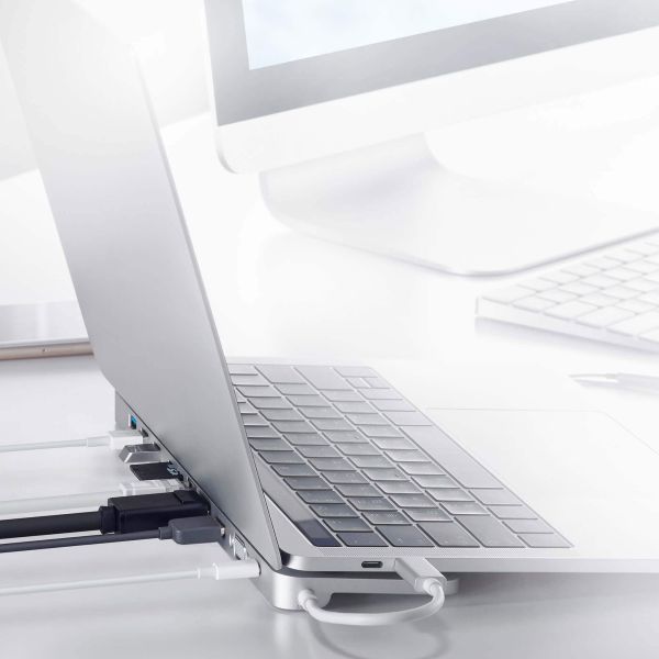 ATEN USB-C Multiport Dock met Power Pass-Through (UH3234-AT) ATEN USB-C Multiport Dock met Power Pass-Through (UH3234-AT)