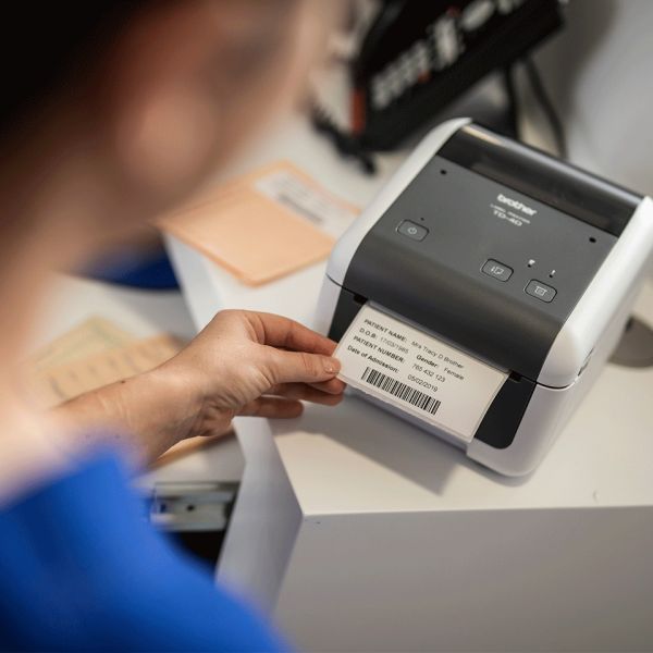 Brother TD-4520DN labelprinter Direct thermisch 300 x 300 DPI 203 mm/sec Bedraad Ethernet LAN (TD-4520DN)