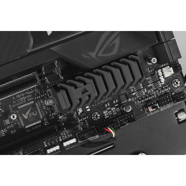 Corsair MP600 PRO XT M.2 8000 GB PCI Express 4.0 3D TLC NAND NVMe (CSSD-F8000GBMP600PXT)