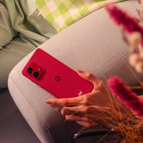Motorola Moto G Moto G84 16,6 cm (6.55") Hybride Dual SIM Android 13 5G USB Type-C 12 GB 256 GB 5000 mAh Magenta (PAYM0002SE)