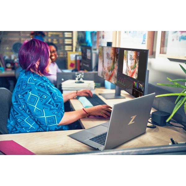 HP Z24m G3 computer monitor 60,5 cm (23.8") 2560 x 1440 Pixels Quad HD Zilver (4Q8N4AA)