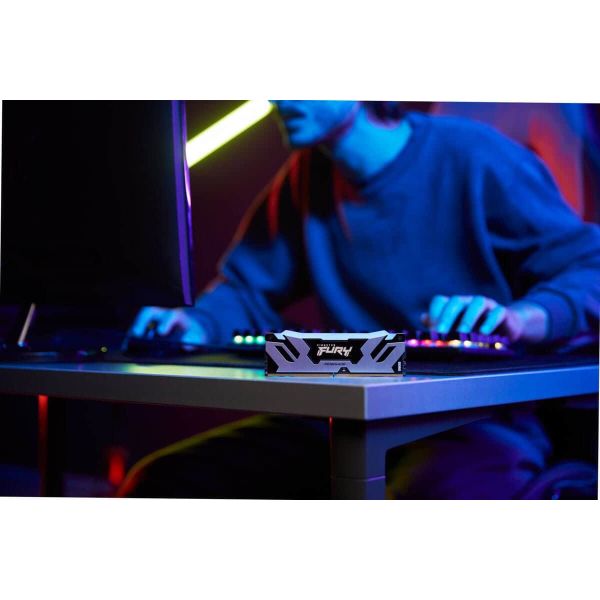 Kingston Technology FURY 32GB 7600MT/s DDR5 CL38 DIMM (set van 2) Renegade RGB XMP (KF576C38RSAK2-32)