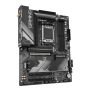 GIGABYTE B650 GAMING X AX V2 moederbord AMD B650 Socket AM5 ATX (B650 GAMING X AX V2) thumbnail