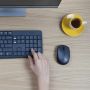 Logitech MK235 Wireless Keyboard and Mouse Combo Normaal formaat. Duurzaam. Eenvoudig. (920-007911) thumbnail
