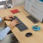 Logitech MK235 Wireless Keyboard and Mouse Combo Normaal formaat. Duurzaam. Eenvoudig. (920-007911) thumbnail