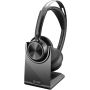 POLY Voyager Focus 2 USB-A Headset met oplaadstatief (213727-01) thumbnail